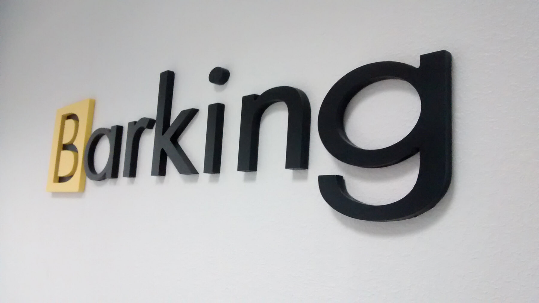 Barking firma logo seinale